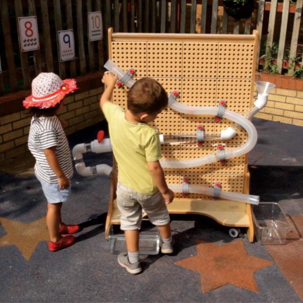 Free Standing Mobile Stem Wall 860