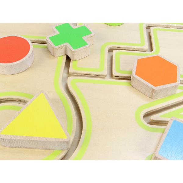 Shape Sliding Maze