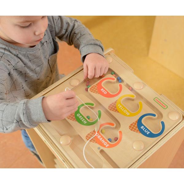 Colour Sorting Magnetic Maze